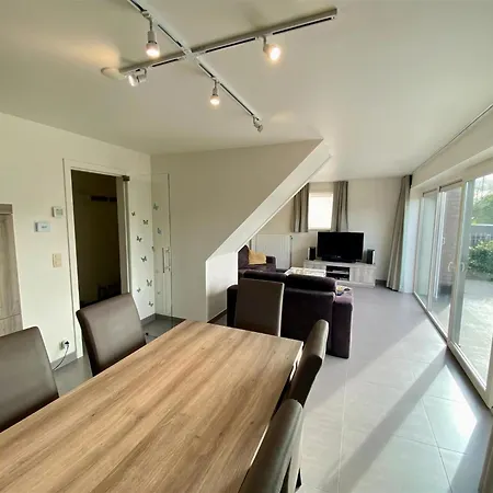 Feriehus Stylish Getaway, Cleaning Included Westende