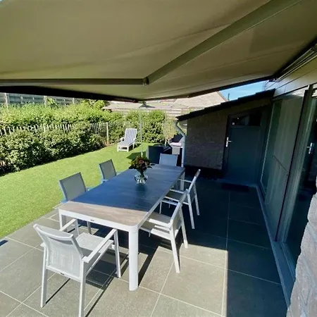 Casa de Férias Stylish Getaway, Cleaning Included Westende
