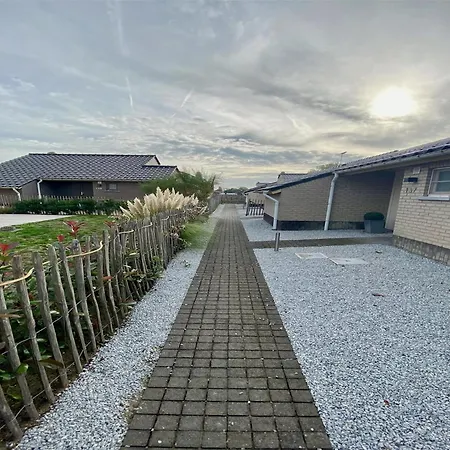 Leuke Vakantiewoning Met Tuin In Westende, Cleaning Included Holiday home